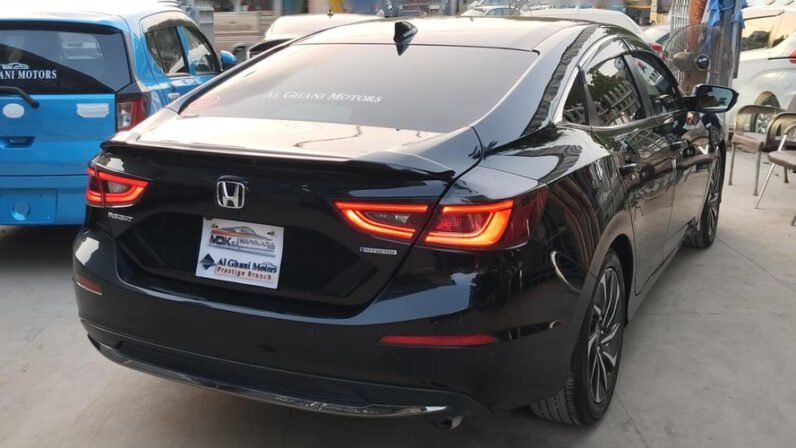 
2018 Honda Insight Hybrid EX full									