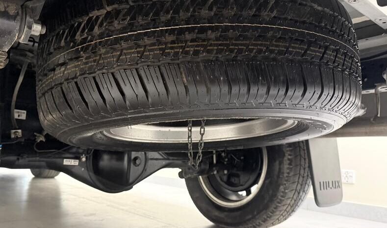 
2022 TOYOTA REVO GR-S 2.8 full									