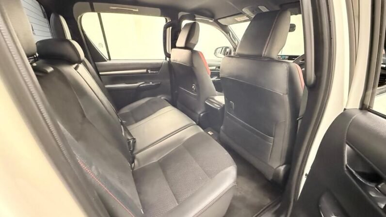 
2022 TOYOTA REVO GR-S 2.8 full									