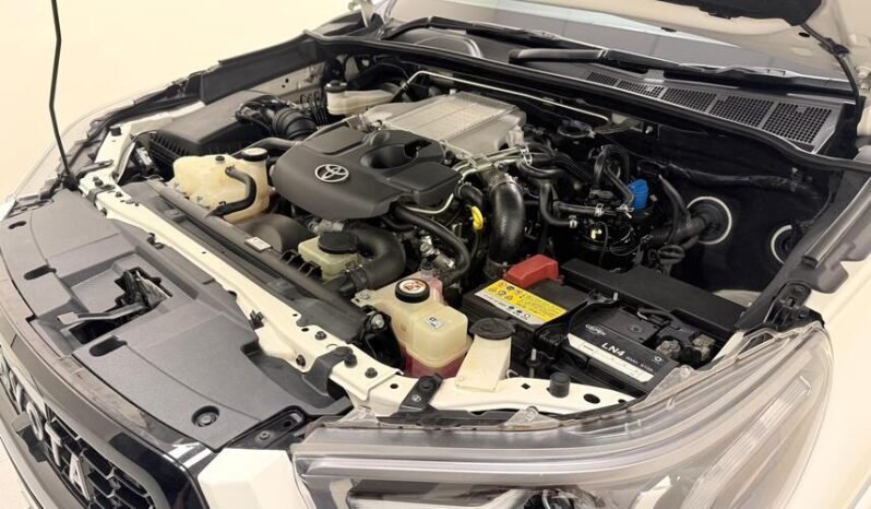 
2022 TOYOTA REVO GR-S 2.8 full									