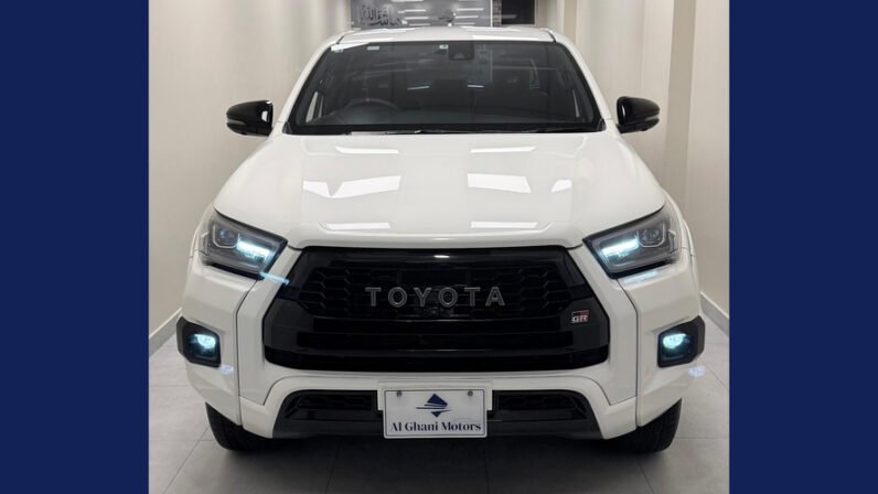 
2022 TOYOTA REVO GR-S 2.8 full									