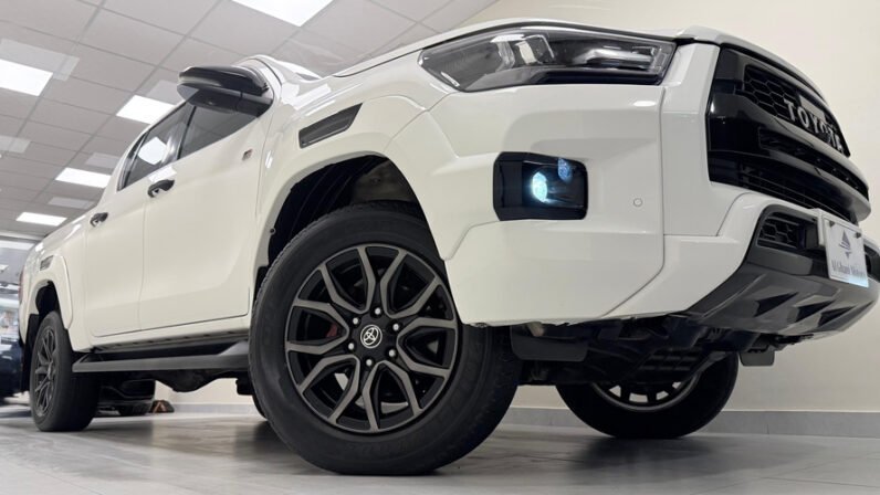 
2022 TOYOTA REVO GR-S 2.8 full									