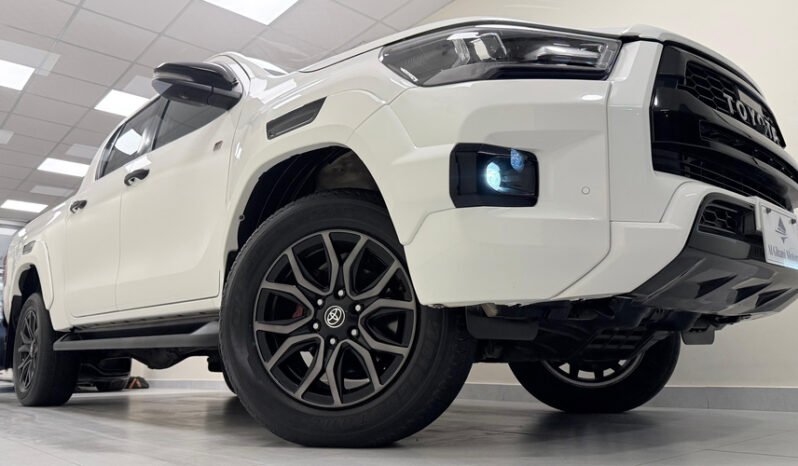 
2022 TOYOTA REVO GR-S 2.8 full									