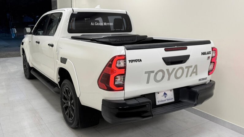 
2022 TOYOTA REVO GR-S 2.8 full									