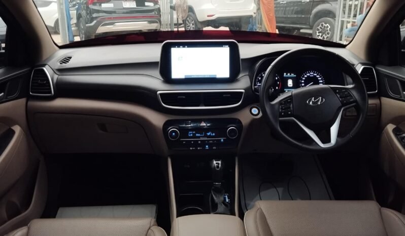 
2021 HYUNDAI TUCSON 2.0 AWD full									