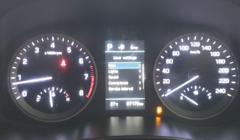 
2021 HYUNDAI TUCSON 2.0 AWD full									