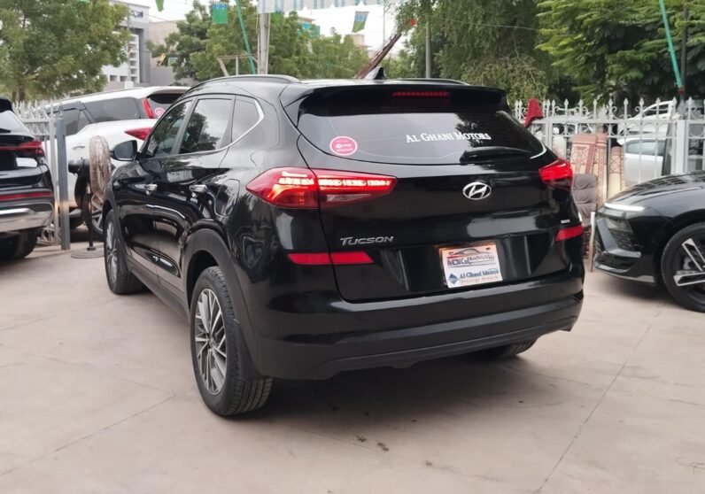 
2021 HYUNDAI TUCSON 2.0 AWD full									