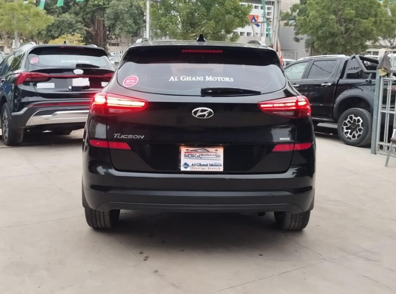 
2021 HYUNDAI TUCSON 2.0 AWD full									