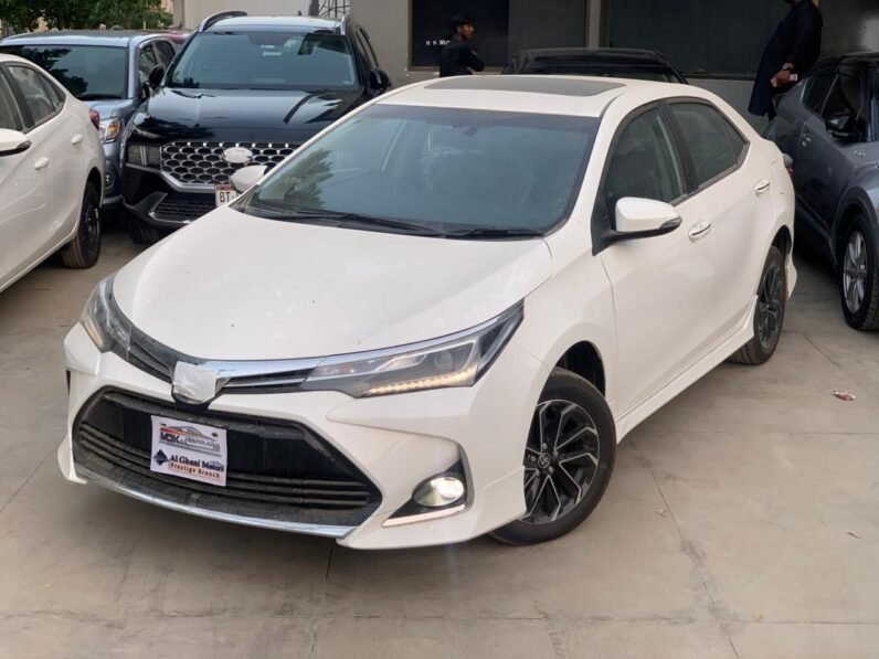 
2025 TOYOTA COROLLA ALTIS GRANDE 1.8 (X) full									