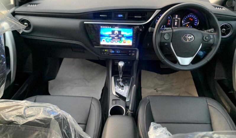 
2025 TOYOTA COROLLA ALTIS GRANDE 1.8 (X) full									