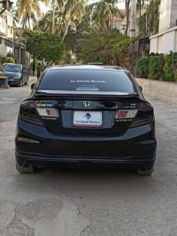 
										2015 Honda Civic Oriel 1.8 i-VTEC CVT full									