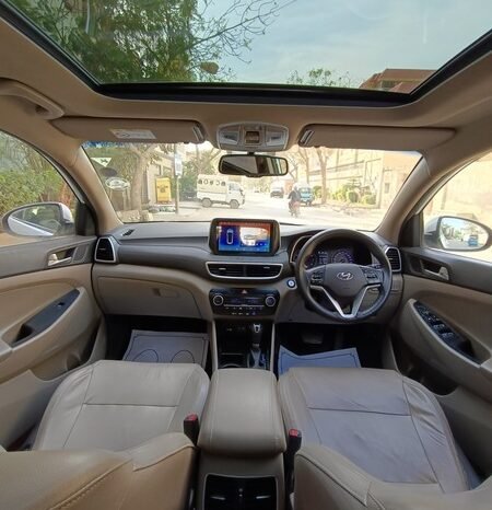 
								2023 HYUNDAI TUCSON 2.0 AWD full									