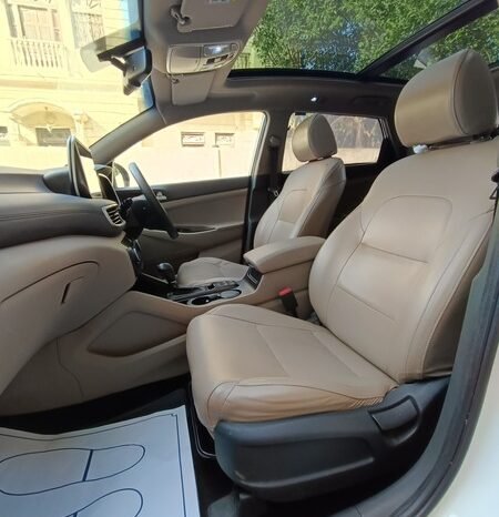 
								2023 HYUNDAI TUCSON 2.0 AWD full									