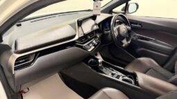 
										2018 TOYOTA C-HR (G LED) 1.8 HYBRID full									