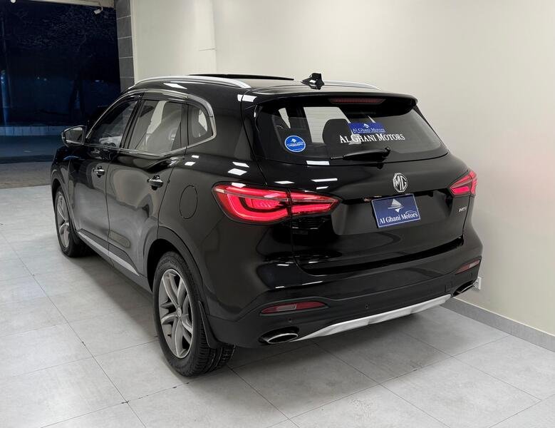 2021 MG HS 1.5 TURBO – TROPHY EDITION
