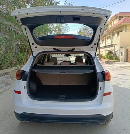 
								2023 HYUNDAI TUCSON 2.0 AWD full									