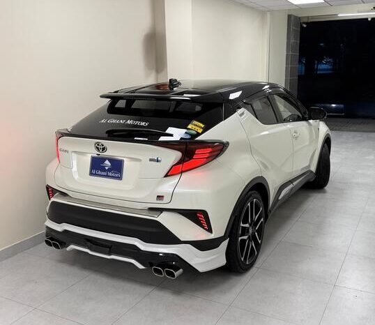 
								2019 TOYOTA C-HR ( S-GR sport) 1.8 HYBRID full									