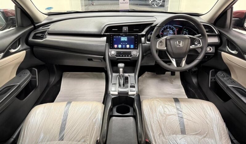 
								2018 HONDA CIVIC ORIEL 1.8 UG full									