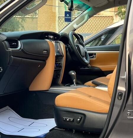 
								2023 TOYOTA FORTUNER V 2.7 PETROL full									