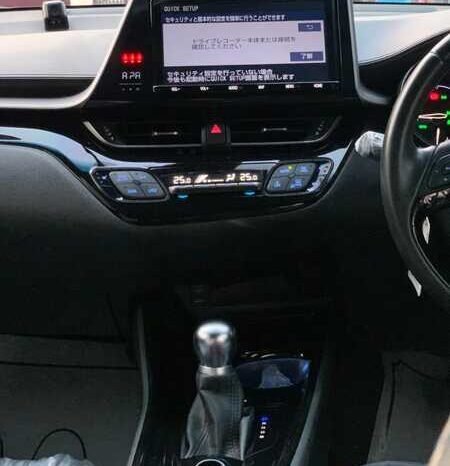 
								2018 TOYOTA C-HR (G LED) 1.8 HYBRID full									