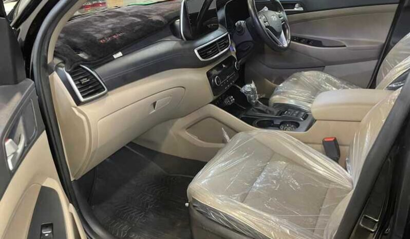 
								2022 HYUNDAI TUCSON 2.0 AWD full									