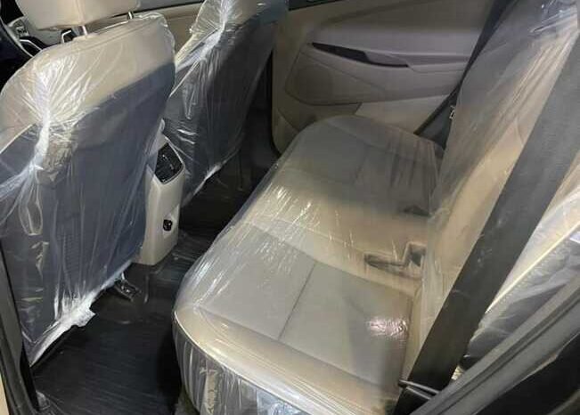 
								2022 HYUNDAI TUCSON 2.0 AWD full									