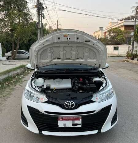 
								2022 TOYOTA YARIS GLI 1.3 CVT-i full									