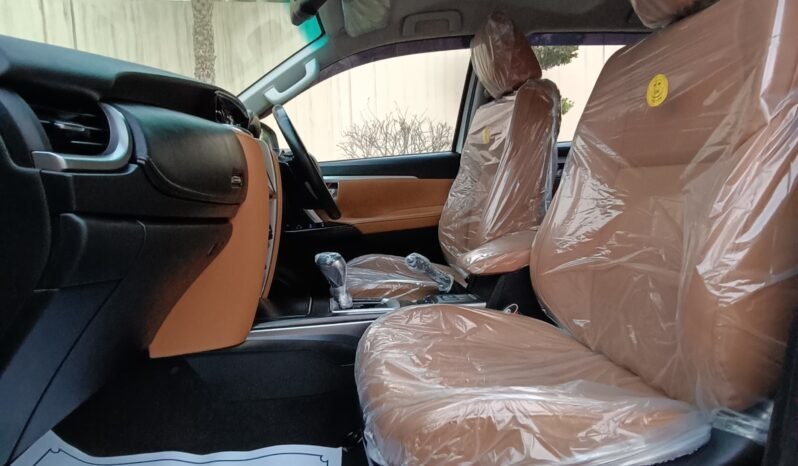 
								2022 TOYOTA FORTUNER SIGMA 2.8 full									