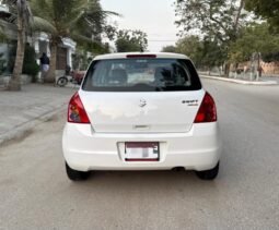 
										2013 SUZUKI SWIFT 1.3 DLX full									