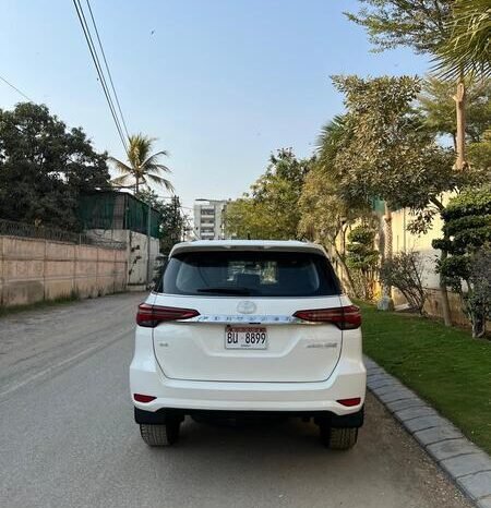
								2021 TOYOTA FORTUNER SIGMA 2.8 full									