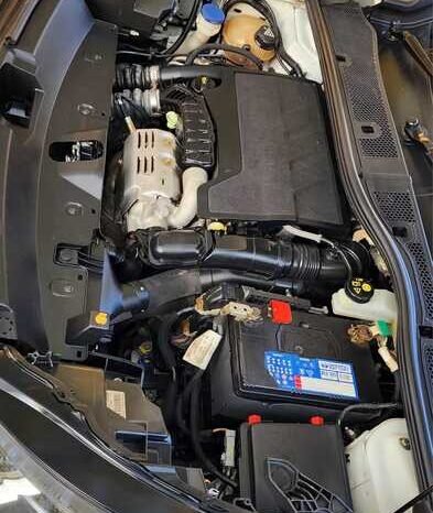 
								PEUGEOT 2008 ALLURE PACKAGE full									