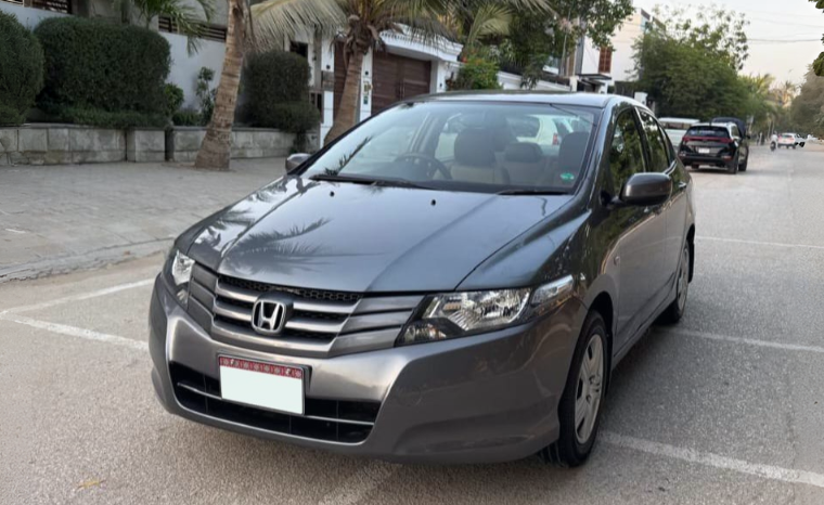 
								2013 HONDA CITY 1.3 full									