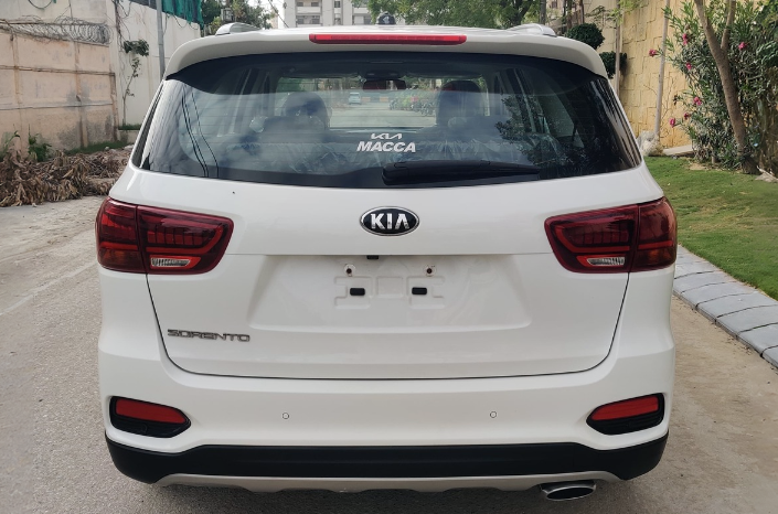 
								2024 KIA Sorento 2.4 FWD full									