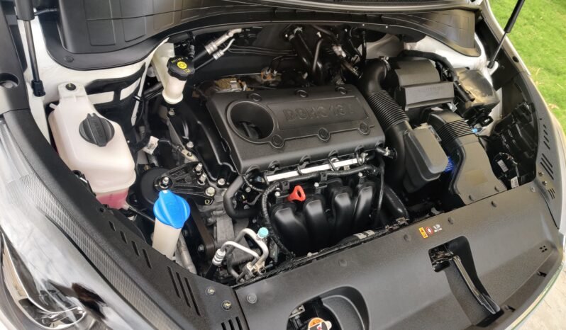 
								2024 KIA Sorento 2.4 FWD full									