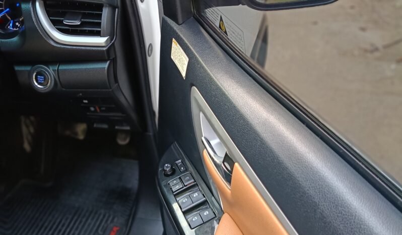 
								2019 TOYOTA FORTUNER SIGMA 2.8 – Converted Legender full									