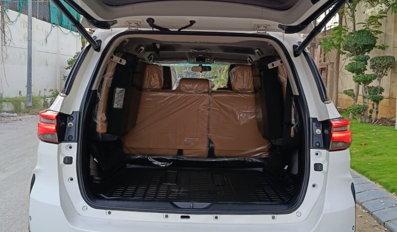 
								2019 TOYOTA FORTUNER SIGMA 2.8 – Converted Legender full									