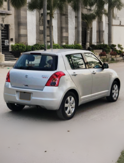 
										2017 SUZUKI SWIFT 1.3 DLX full									