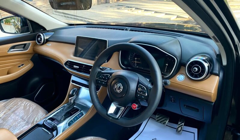 
								2021 MG HS 1.5 TURBO – TROPHY EDITION full									