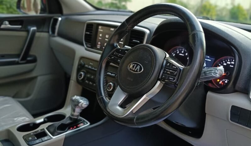 
								2021 KIA SPORTAGE FWD full									