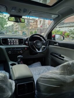 
										2021 KIA SPORTAGE FWD full									