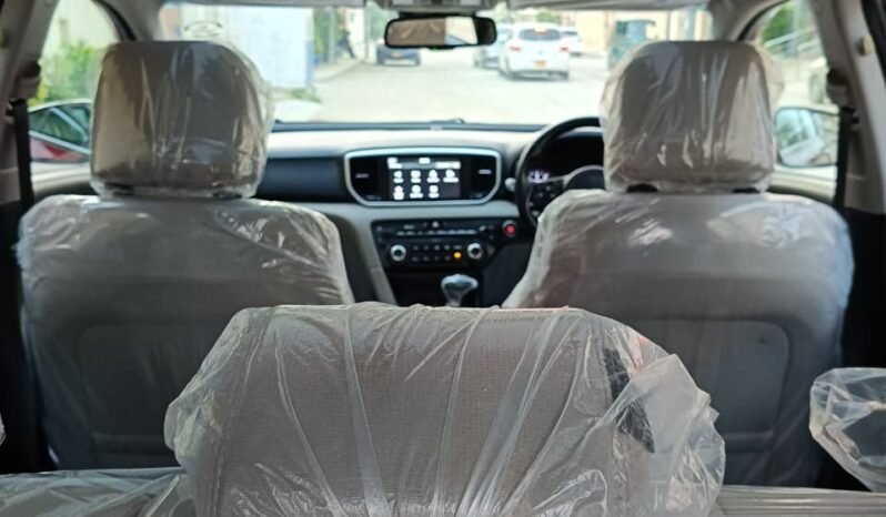 
								2021 KIA SPORTAGE FWD full									